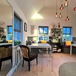 Bed and Breakfast Thistledown