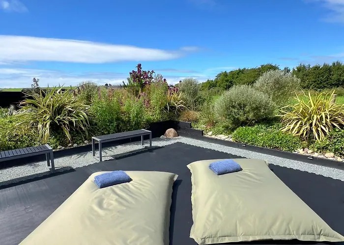 Thistledown Bed & Breakfast